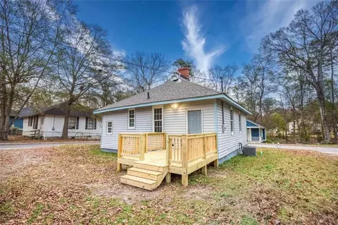 Exterior - 126 6th St, Monroe, GA 30655 photo 2 of 4