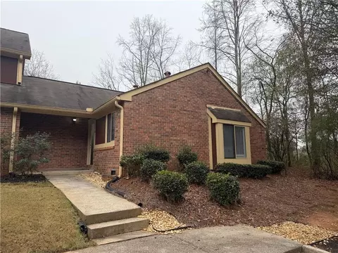 64 Country Place Ct, Alpharetta, GA 30005