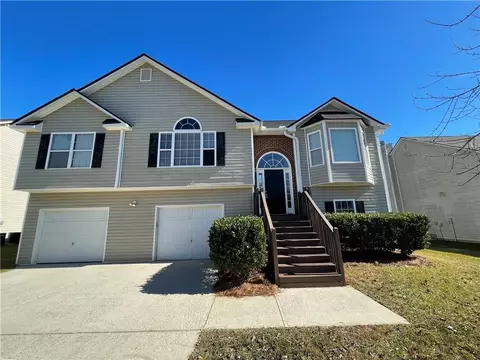 7510 Grayson Bridge Cir, Douglasville, GA 30134
