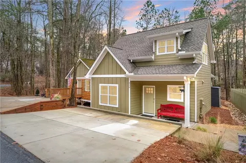 210 Hillside Dr, Waleska, GA 30183