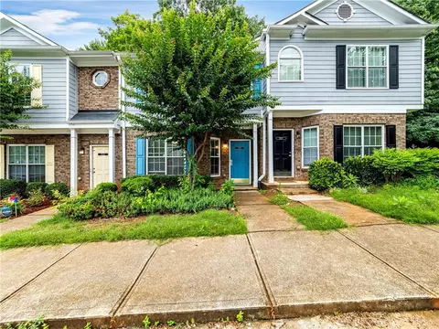 2523 Walden Lake Dr, Decatur, GA 30035