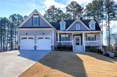 66 River Walk Pkwy, Euharlee, GA 30145
