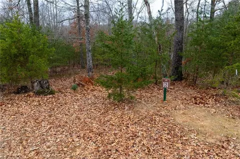 161 Headwaters Ct, Cleveland, GA 30528