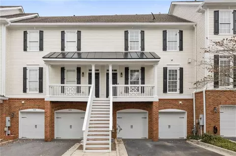 530 Neel Reid Dr, Roswell, GA 30075