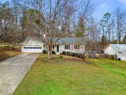 5210 Strickland Rd, Flowery Branch, GA 30542