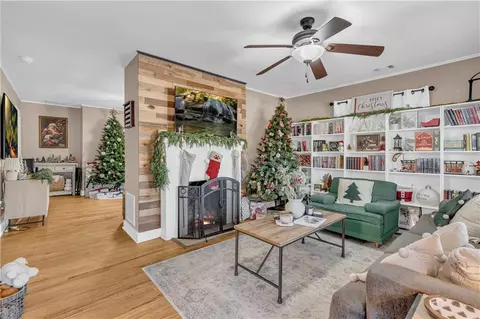 Living - 4106 Hwy 29 S, Colbert, GA 30628 photo 1 of 1