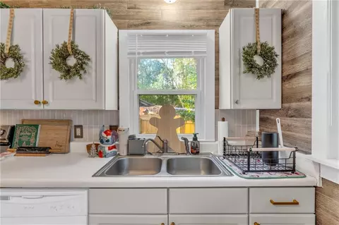 Kitchen - 4106 Hwy 29 S, Colbert, GA 30628 photo 1 of 4