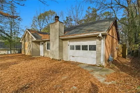 1252 Sherwood Dr, Norcross, GA 30093