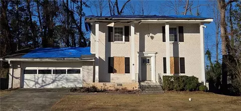 3820 Lake Dr SE, Smyrna, GA 30082