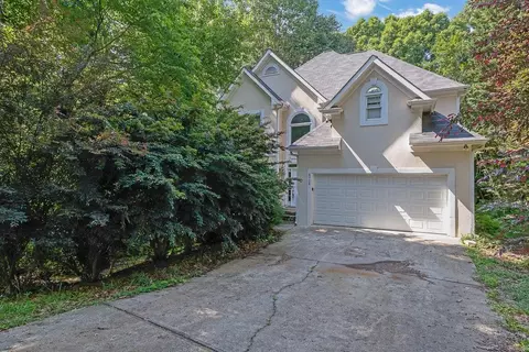 6708 Thornwood Ct, Flowery Branch, GA 30542