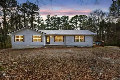 602 Mandeville Rd, Carrollton, GA 30117