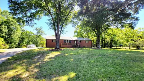 2070 Kingston Hwy, Rome, GA 30161