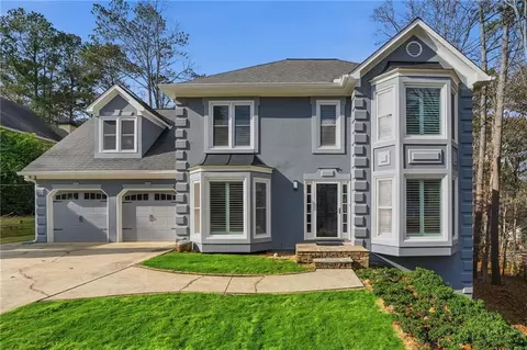 3129 Sandhurst Dr, Woodstock, GA 30189