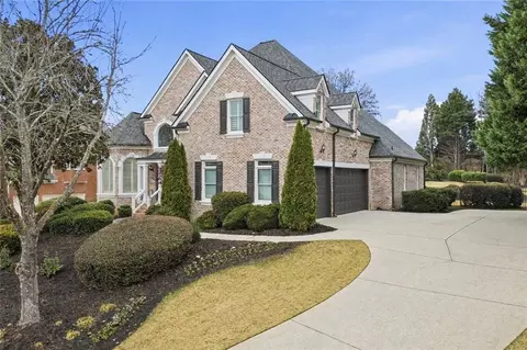 2445 Flat Stone Dr, Cumming, GA 30041