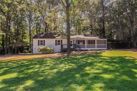 4507 Laurie Ln, Powder Springs, GA 30127