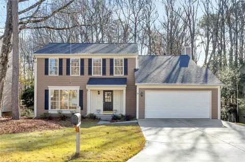 4935 Tanners Spring Dr, Alpharetta, GA 30022