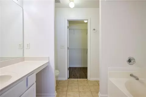 1930 Dilcrest Dr, Duluth, GA 30096 photo 16
