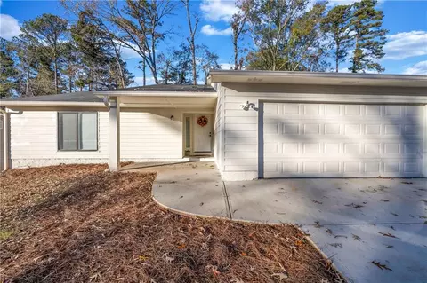 8413 Glenwoods Ter, Riverdale, GA 30274
