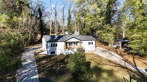 1794 Blossom Ln, Austell, GA 30168