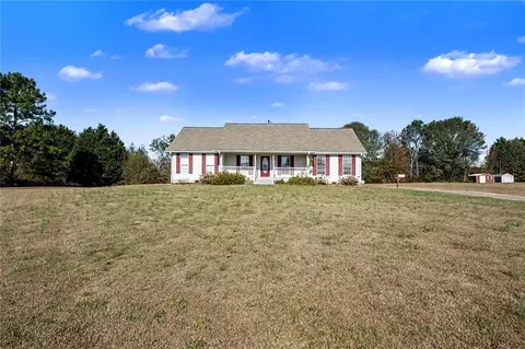 Exterior - 1684 Lovejoy Rd, Hampton, GA 30228 photo 3 of 12