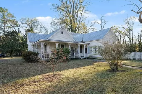 38 Mcdonough St, Hampton, GA 30228