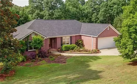 3415 S View Trl, Gainesville, GA 30506