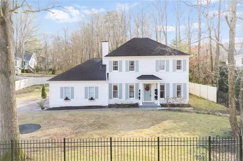 195 County Cork Dr, Mableton, GA 30126