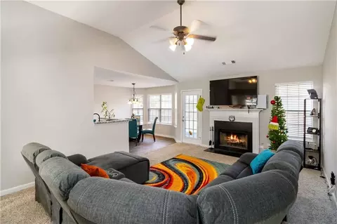 101 River View Ct, Hampton, GA 30228 photo 7
