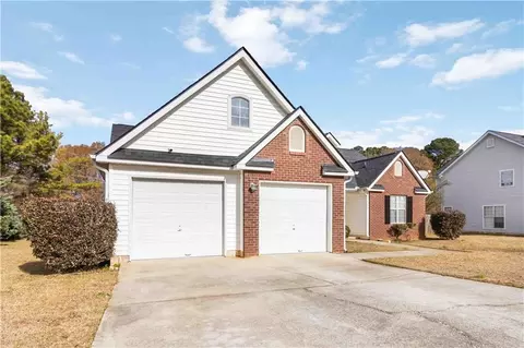 101 River View Ct, Hampton, GA 30228 photo 2