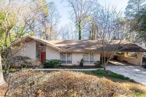 1570 Nantahalla Ct NE, Atlanta, GA 30329