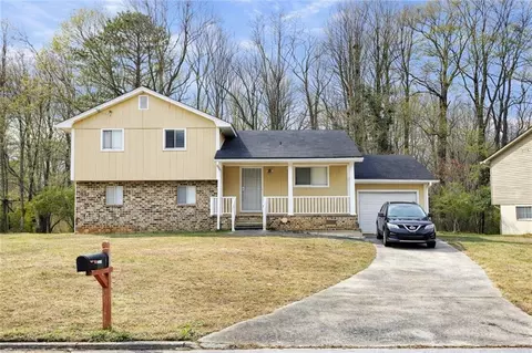 6560 Woodford Rd, Atlanta, GA 30349