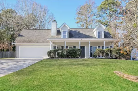 369 Hillridge Dr, Lawrenceville, GA 30046