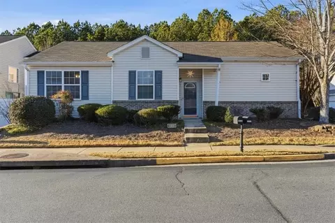 212 Hiawassee Dr, Woodstock, GA 30188