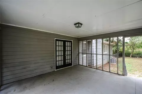 Exterior - 2895 Fairview Rd, Covington, GA 30016 photo 7 of 12