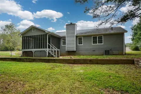 Exterior - 2895 Fairview Rd, Covington, GA 30016 photo 11 of 12