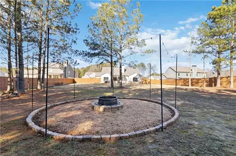 Exterior - 2433 Waterside Dr, Monroe, GA 30655 photo 6 of 8