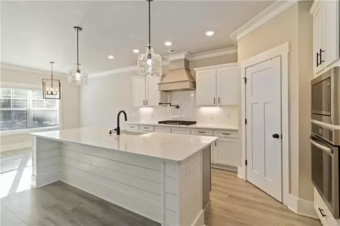 Kitchen - 2433 Waterside Dr, Monroe, GA 30655 photo 3 of 4