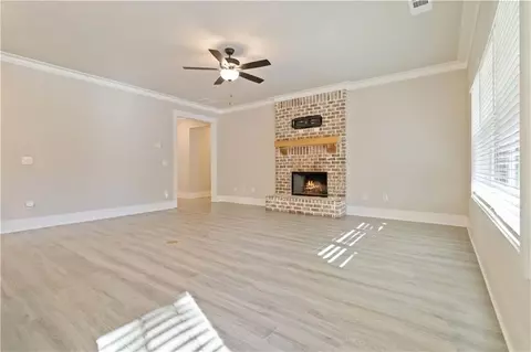 Living - 2433 Waterside Dr, Monroe, GA 30655 photo 3 of 5