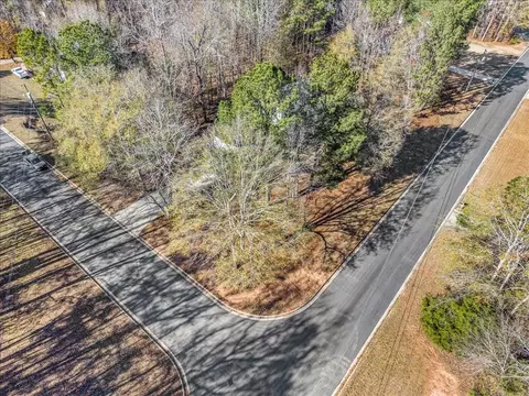 117 Avalon Dr, Mcdonough, GA 30252