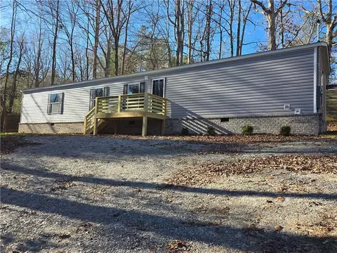 1919 Twin Mountain Lake Cir, Talking Rock, GA 30175