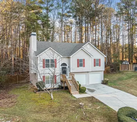 3085 Sandy Cir, Riverdale, GA 30296