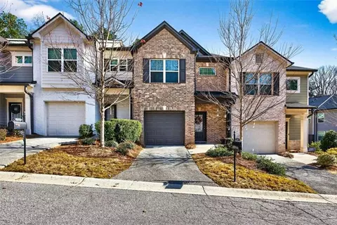 3182 Meadowstone Ln, Atlanta, GA 30331
