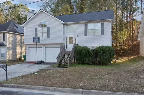 3875 Waldrop Hills Dr, Decatur, GA 30034