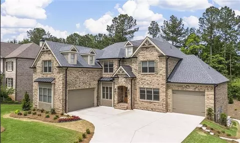 407 Estates View Dr, Acworth, GA 30101