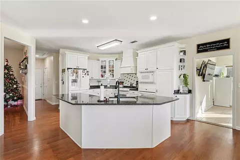 Kitchen - 2182 High Falls Rd, Jackson, GA 30233 photo 4 of 4