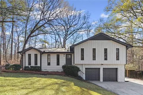 92 Twelve Springs Dr, Newnan, GA 30263