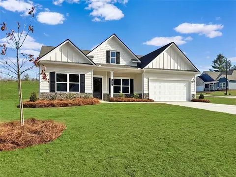 82 Jones Ridge Dr, Dallas, GA 30132