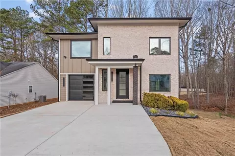 744 Crystal Bay Rd, Villa Rica, GA 30180