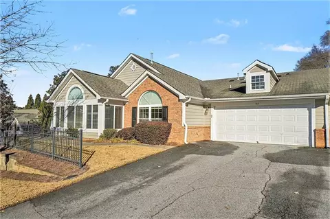 102 Cascade Park Dr #0, Atlanta, GA 30331