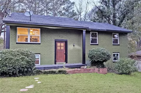 8154 Tudor Dr, Jonesboro, GA 30238